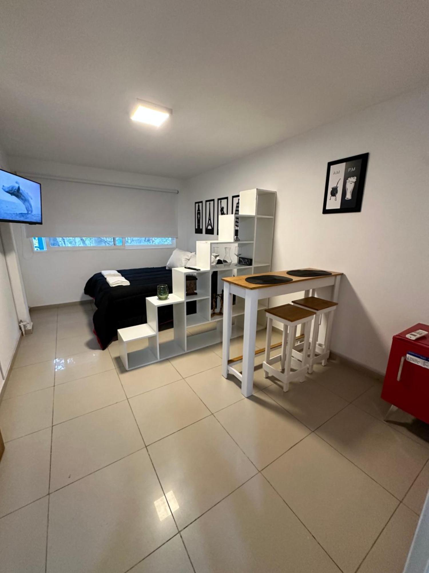 Apartamento -vivemalbec- Acogedor Departamento Centrico Mendoza